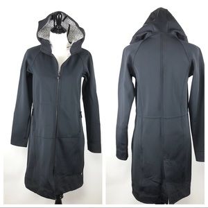 Lululemon black soft shell raincoat